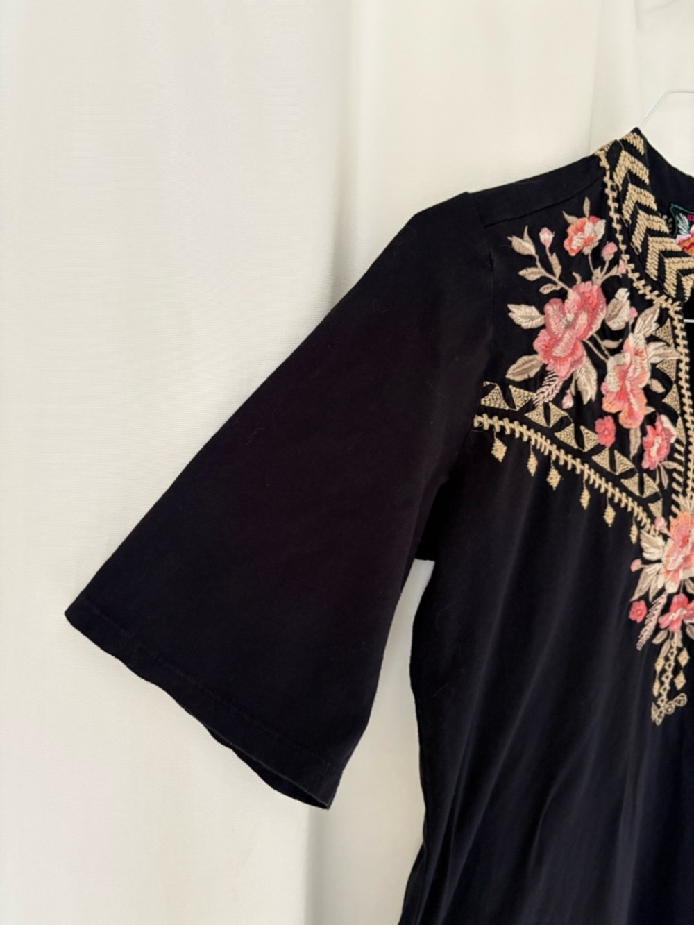 Johnny Was Pink Embroidered Floral Cotton Tunic Top Size Small - Picture 5 of 10